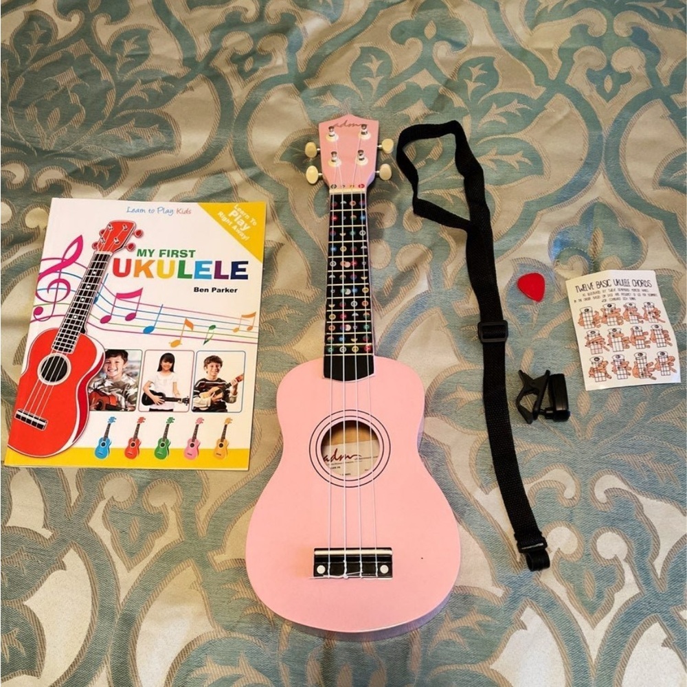Pink Ukulele Set - Picture 3 of 11